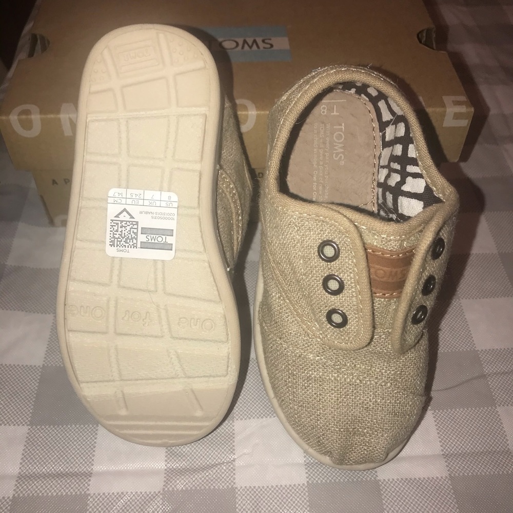 Toms brand new shoes